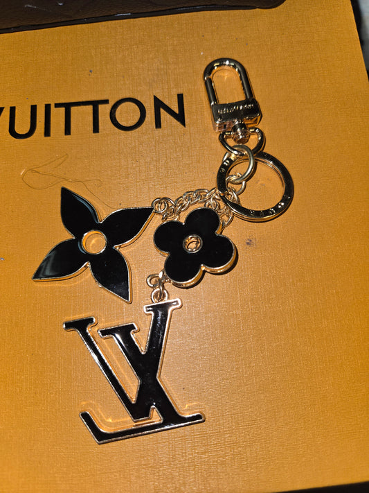 Bag Charm 007 LV Black