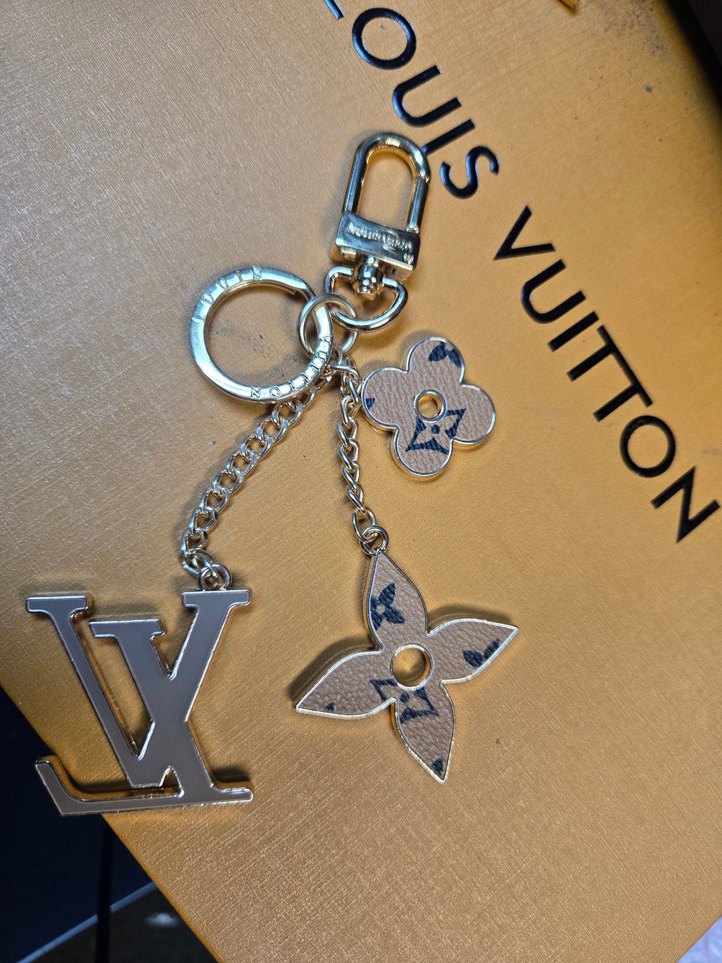 Bag Charm 005 LV Lt Brown