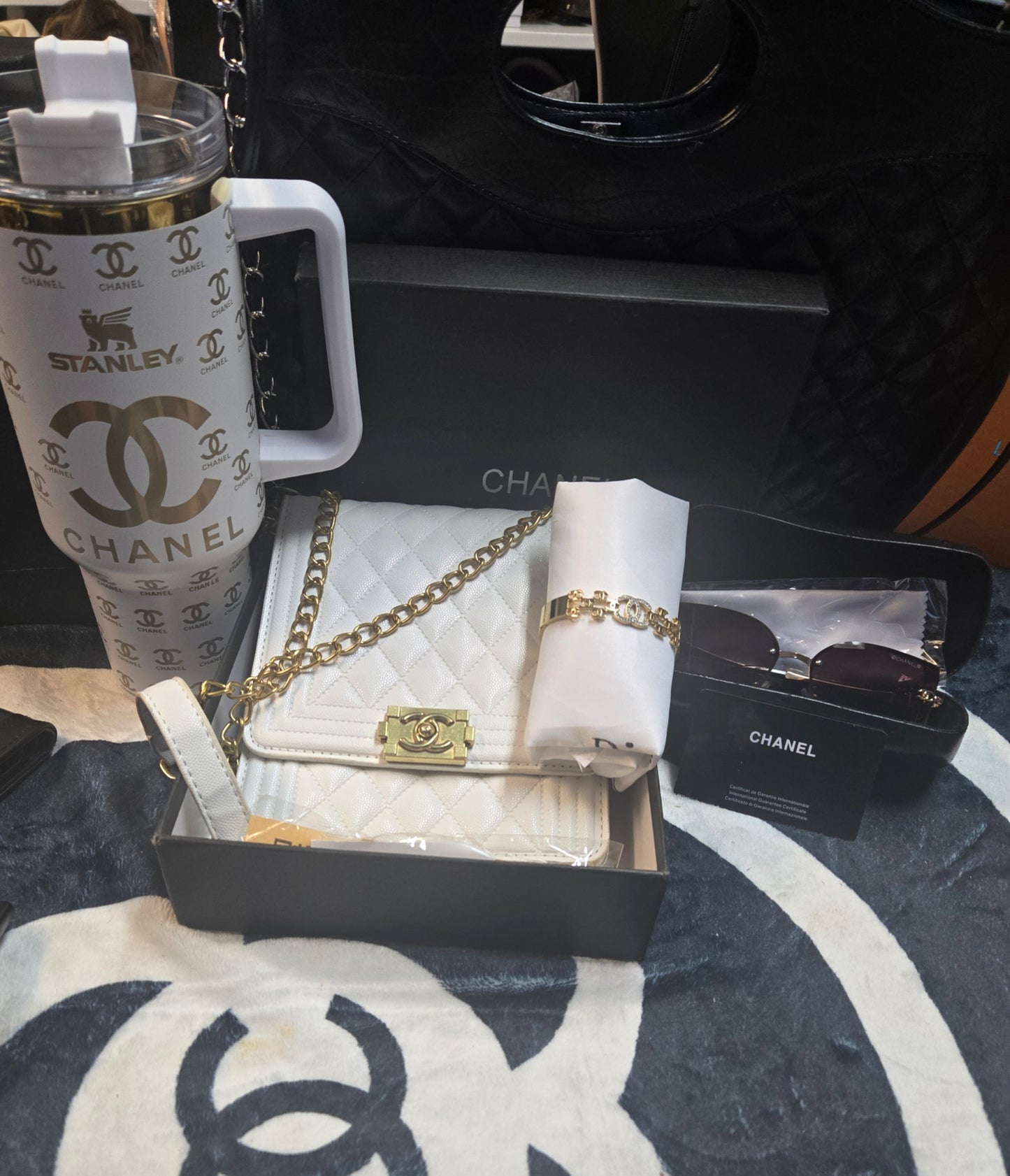 CH Bundle 002