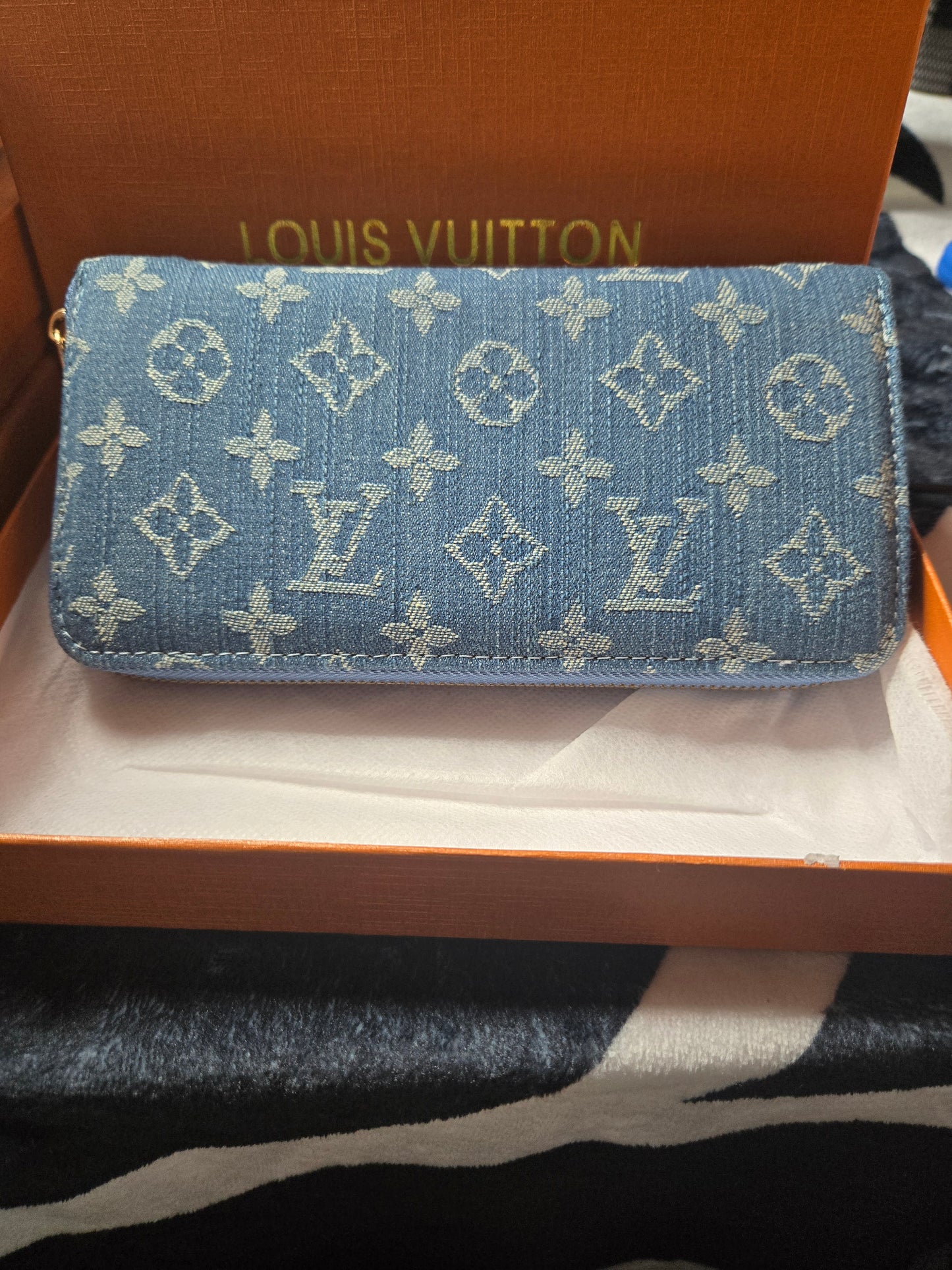 L Denim Zipper Wallet