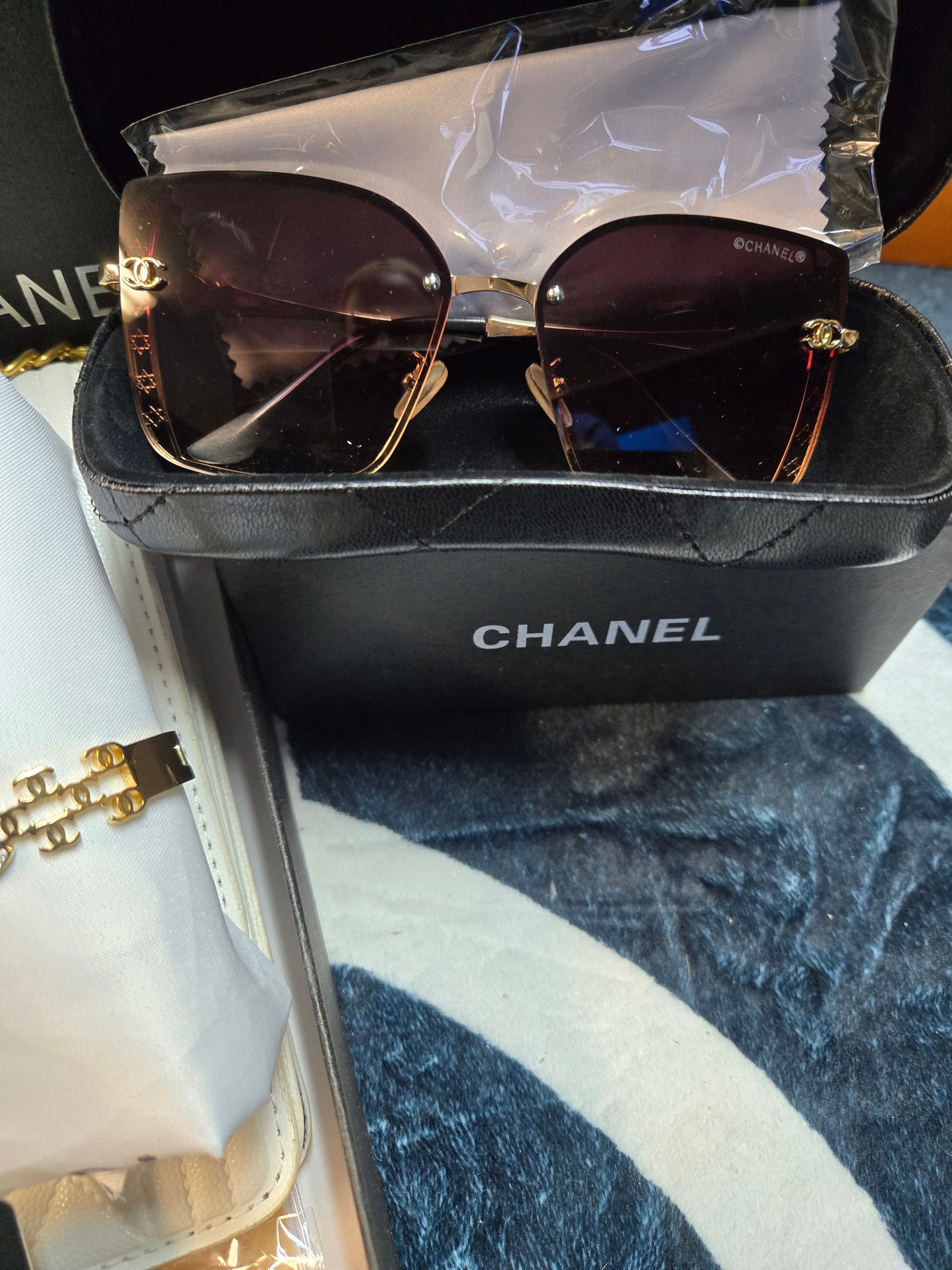 CH Bundle 002
