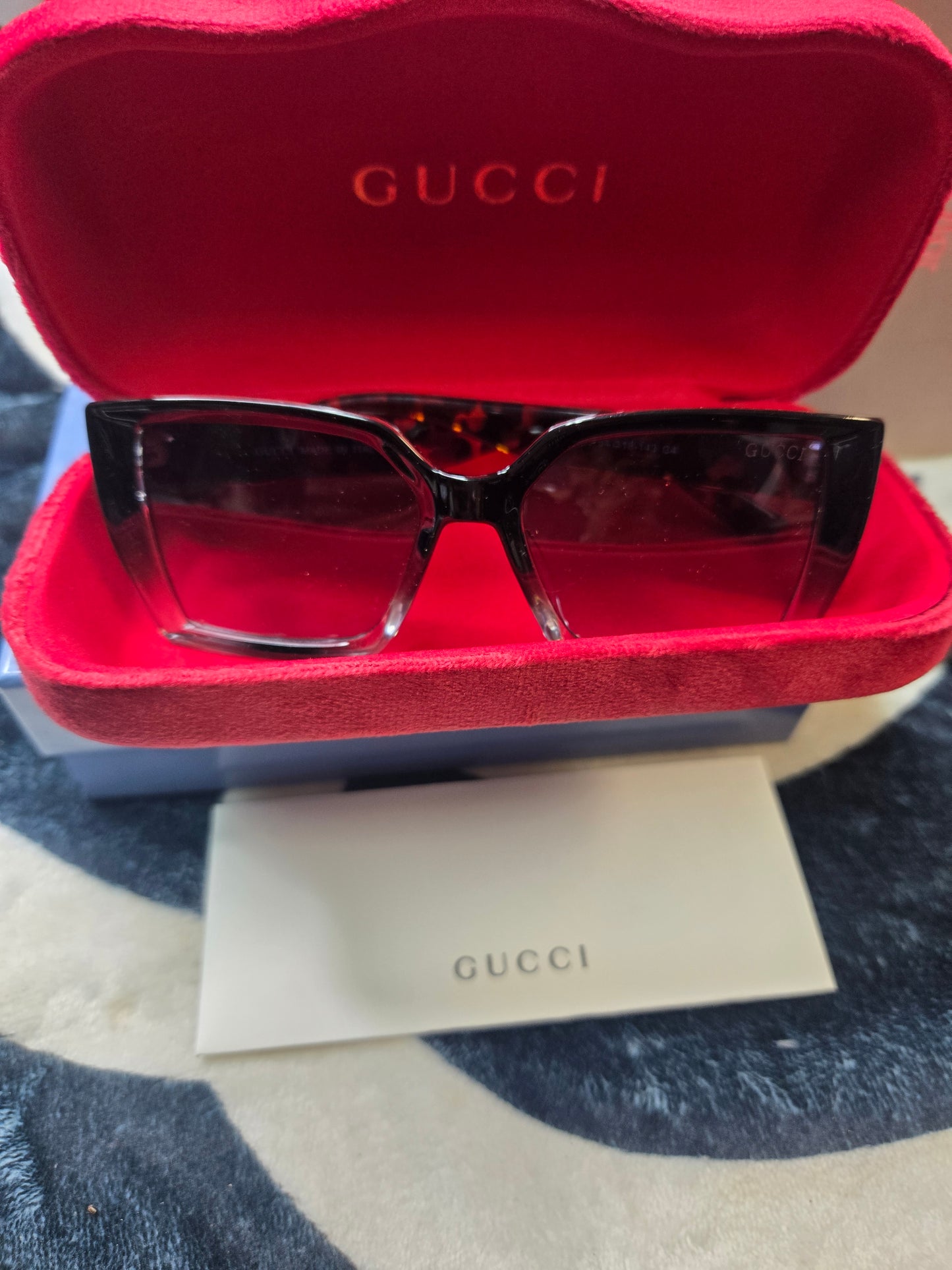 GU Glasses 013