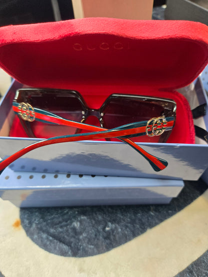GU Glasses 014