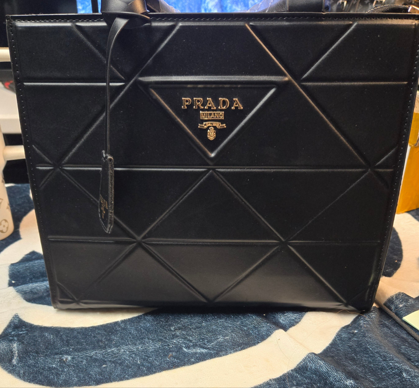 Pra Tote 001