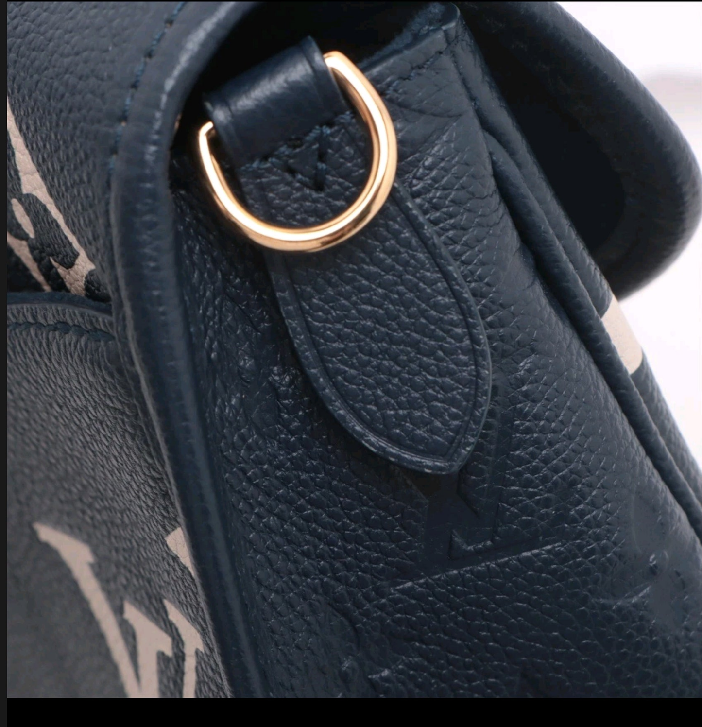 LV 25 LV Diane Black/White