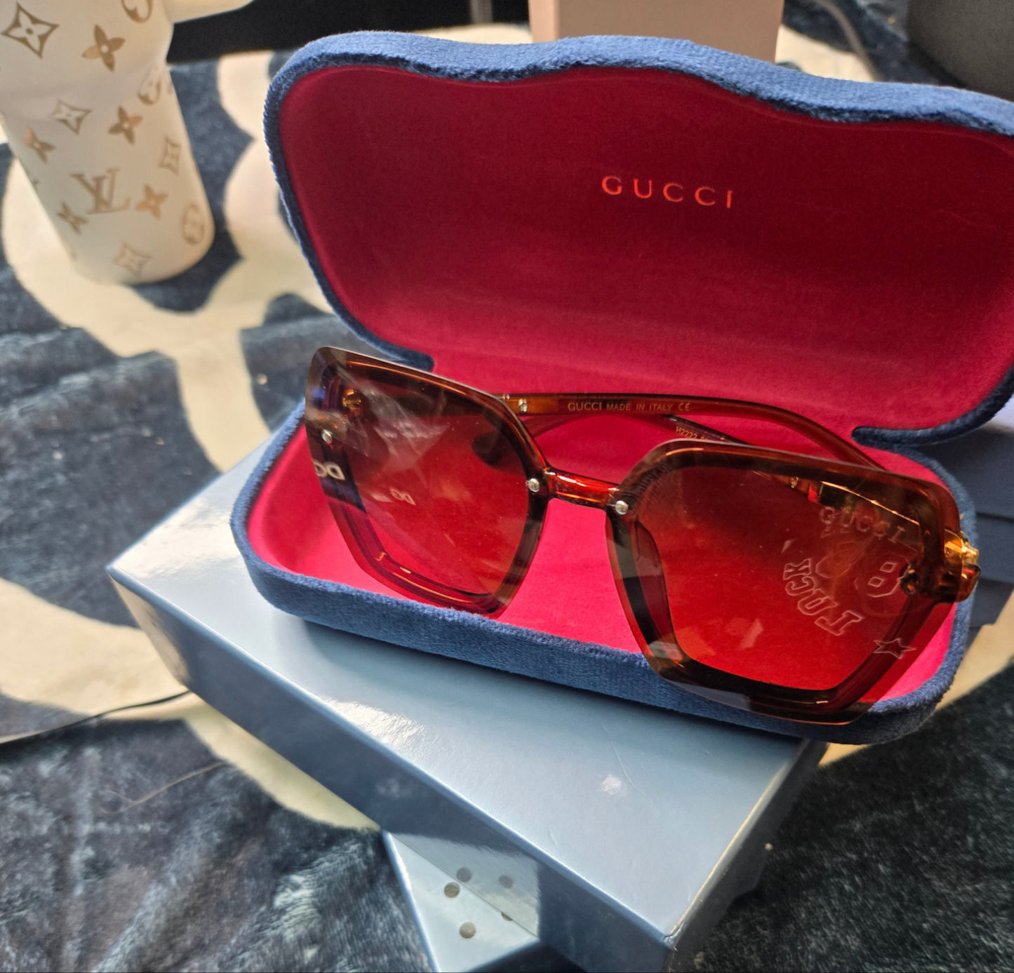 GU Glasses 015