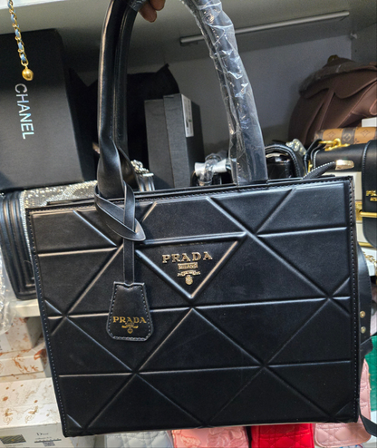 Pra Tote 001