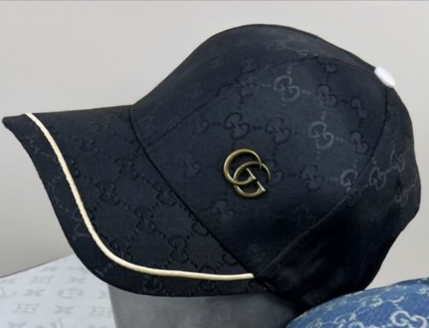 GU  Black Monogram Cap 011