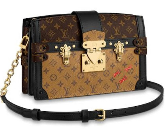 LV32 Pochette Trunk Clutch