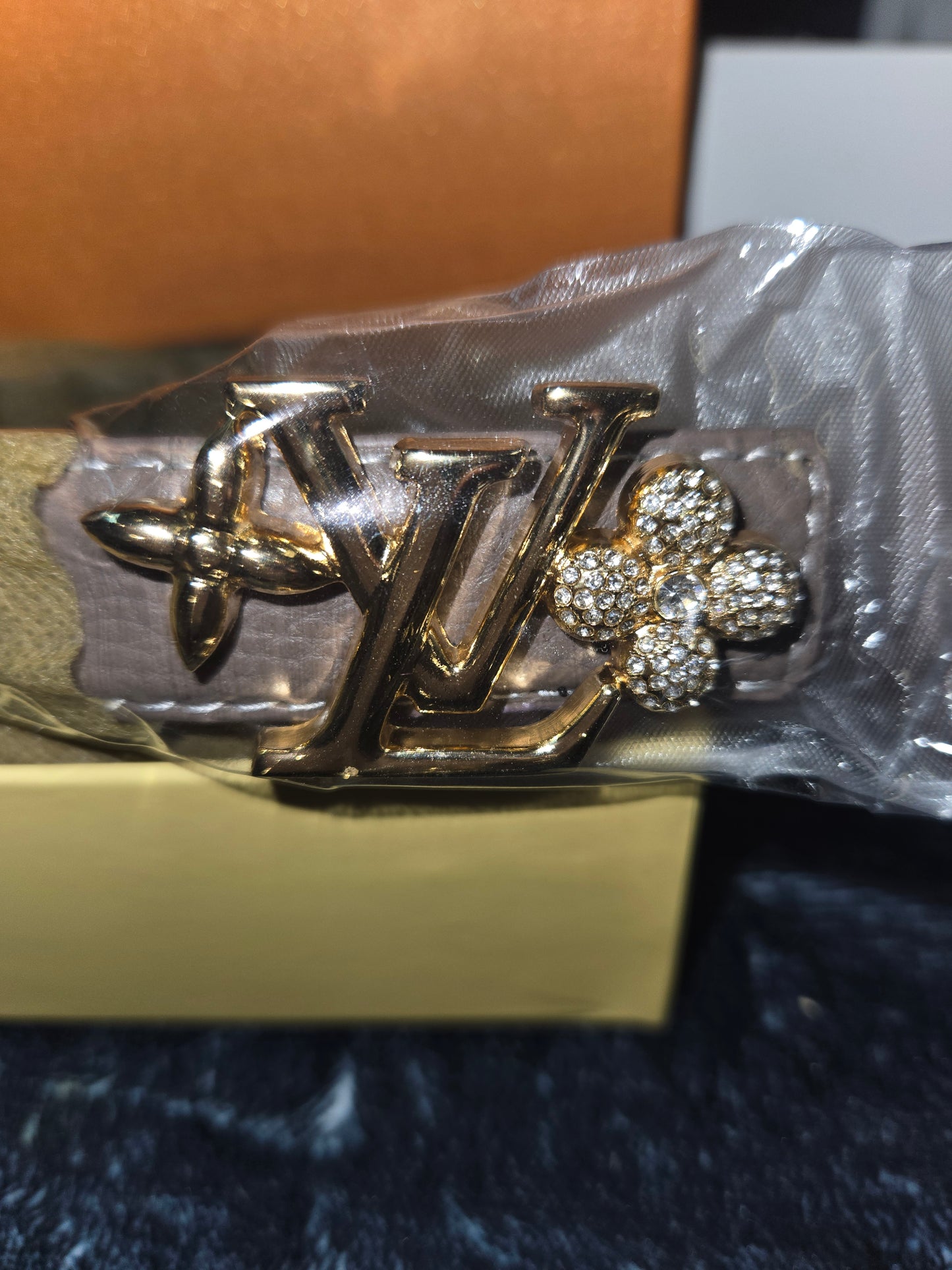 LV Womens Belt 004