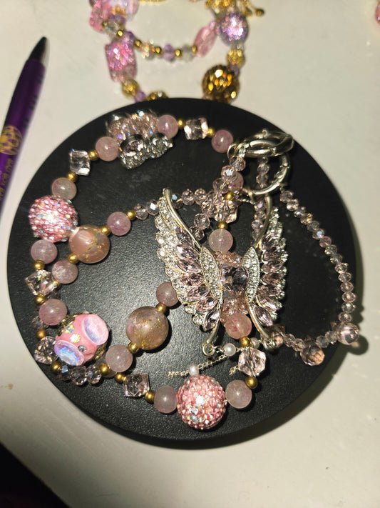 BCH  80 pink bird Chain