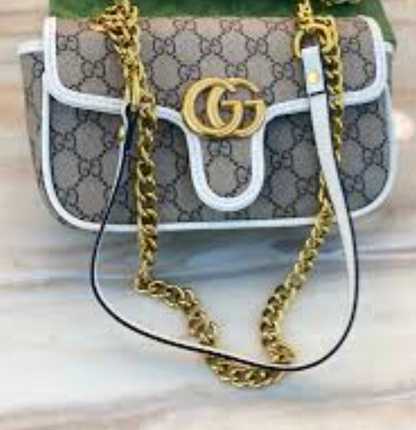 GU 03 GGMarmount Small