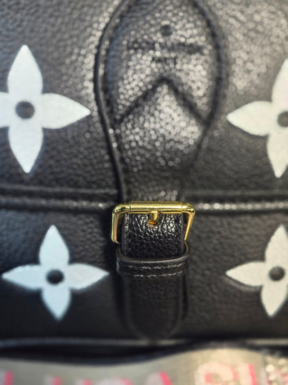 LV 25 LV Diane Black/White