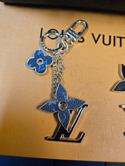 Bag Charm 008 LV Black Monogram