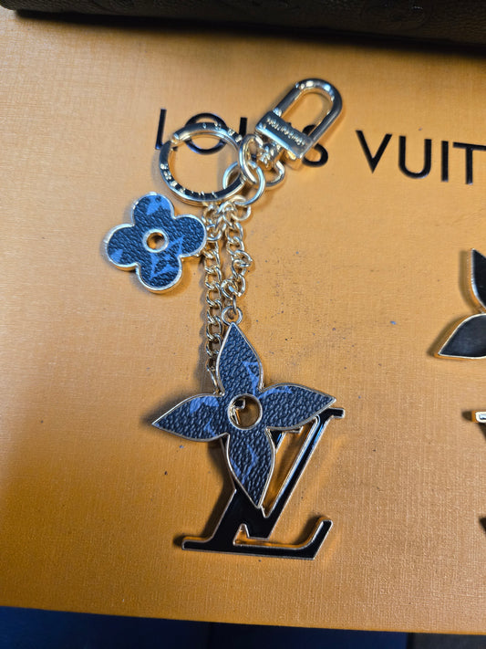 Bag Charm 008 LV Black Monogram