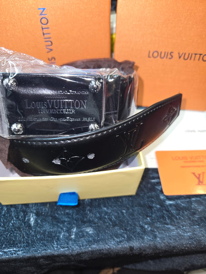 LV  Belt 006